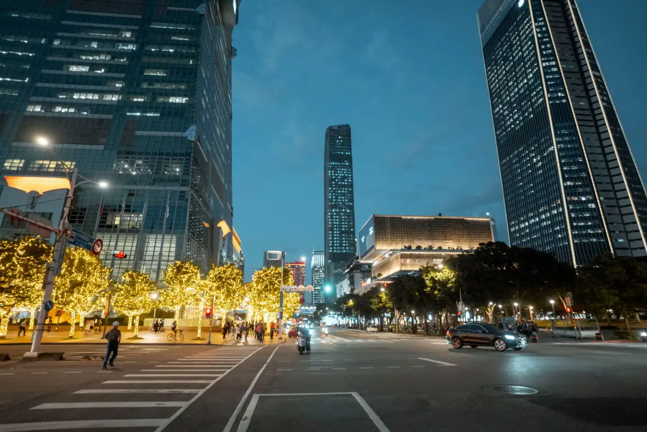 安云途贸易浴室柜配套方案：提升重庆装修工程卫浴空间利用率