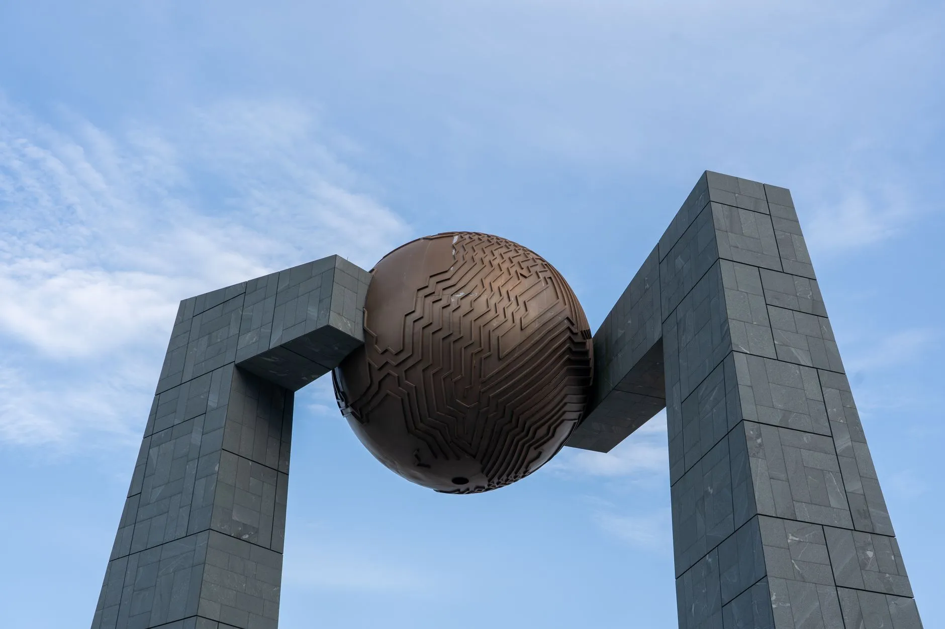 卫浴五金行业新趋势：花洒与水龙头节能技术如何影响重庆装修工程选材