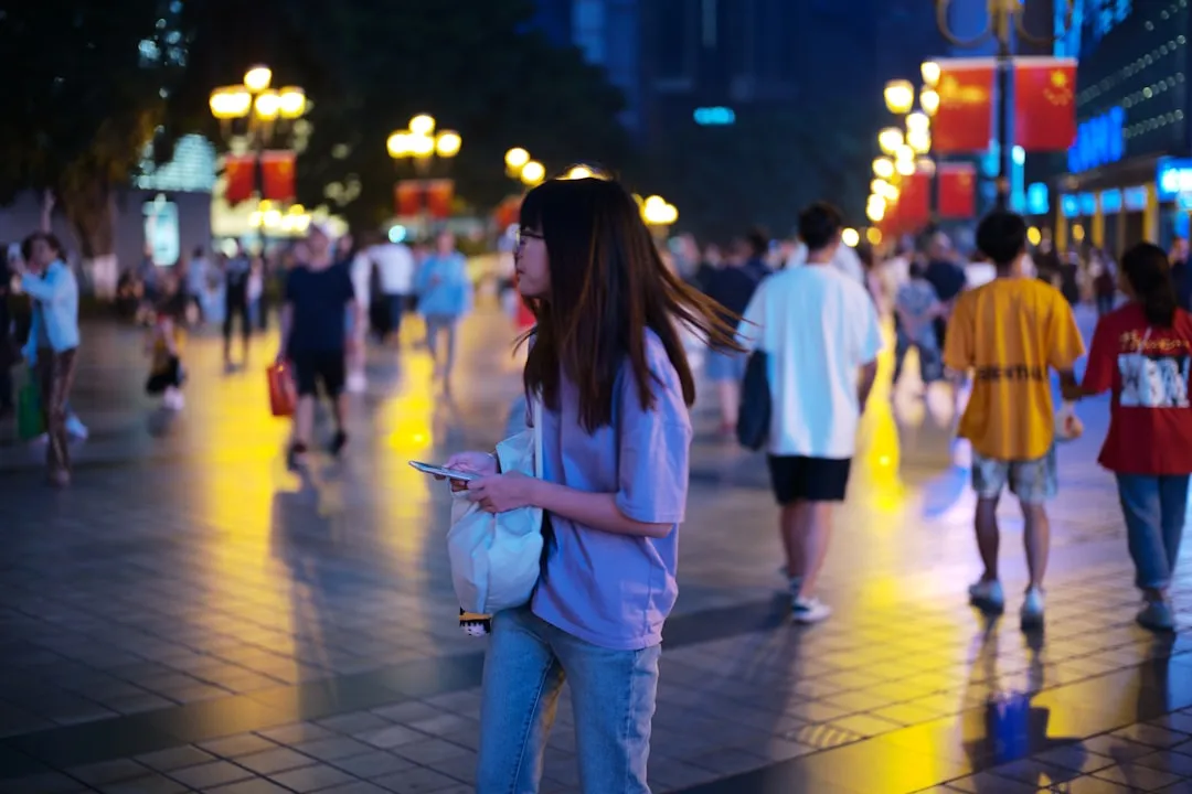 重庆安云途卫浴五金产品材质对比：铜质与不锈钢花洒龙头差异解析